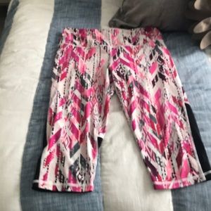 Victoria’s Secret Sport crop leggings